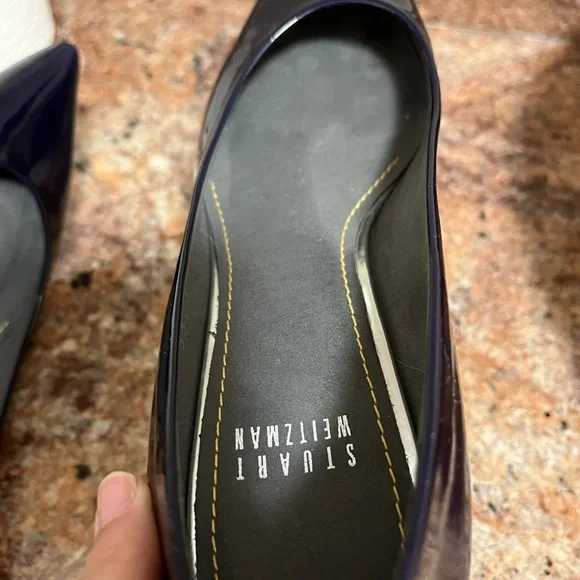 stuart weitzman 50 PUMP in size of 6 - Picture 6 of 10